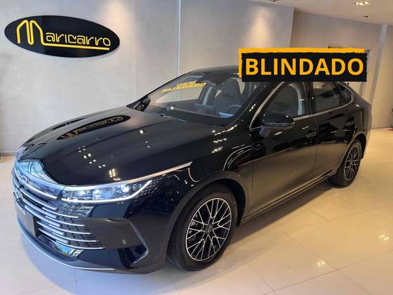 BYD KING 1.5 DM-I PHEV GS AUTOMÁTICO BYD KING 1.5 DM-I PHEV GS AUTOMÁTICO